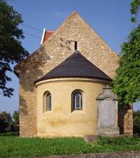 Kirche in Löbnitz an der Linde